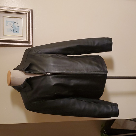 Sonoma Lambskin Black Leather Jacket - Picture 4 of 15